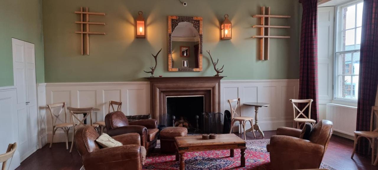 Buccleuch And Queensberry Arms Hotel ソーンヒル エクステリア 写真
